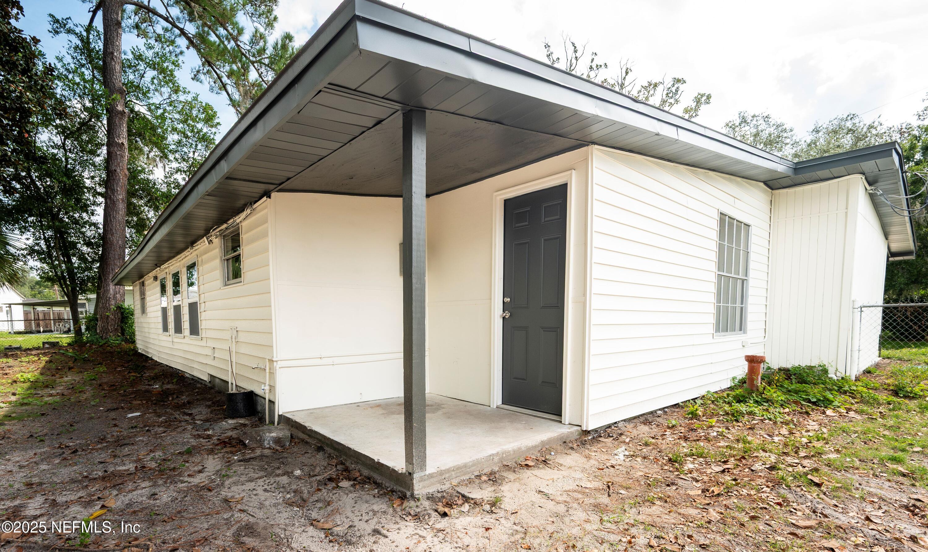 313 SUZANNE Drive