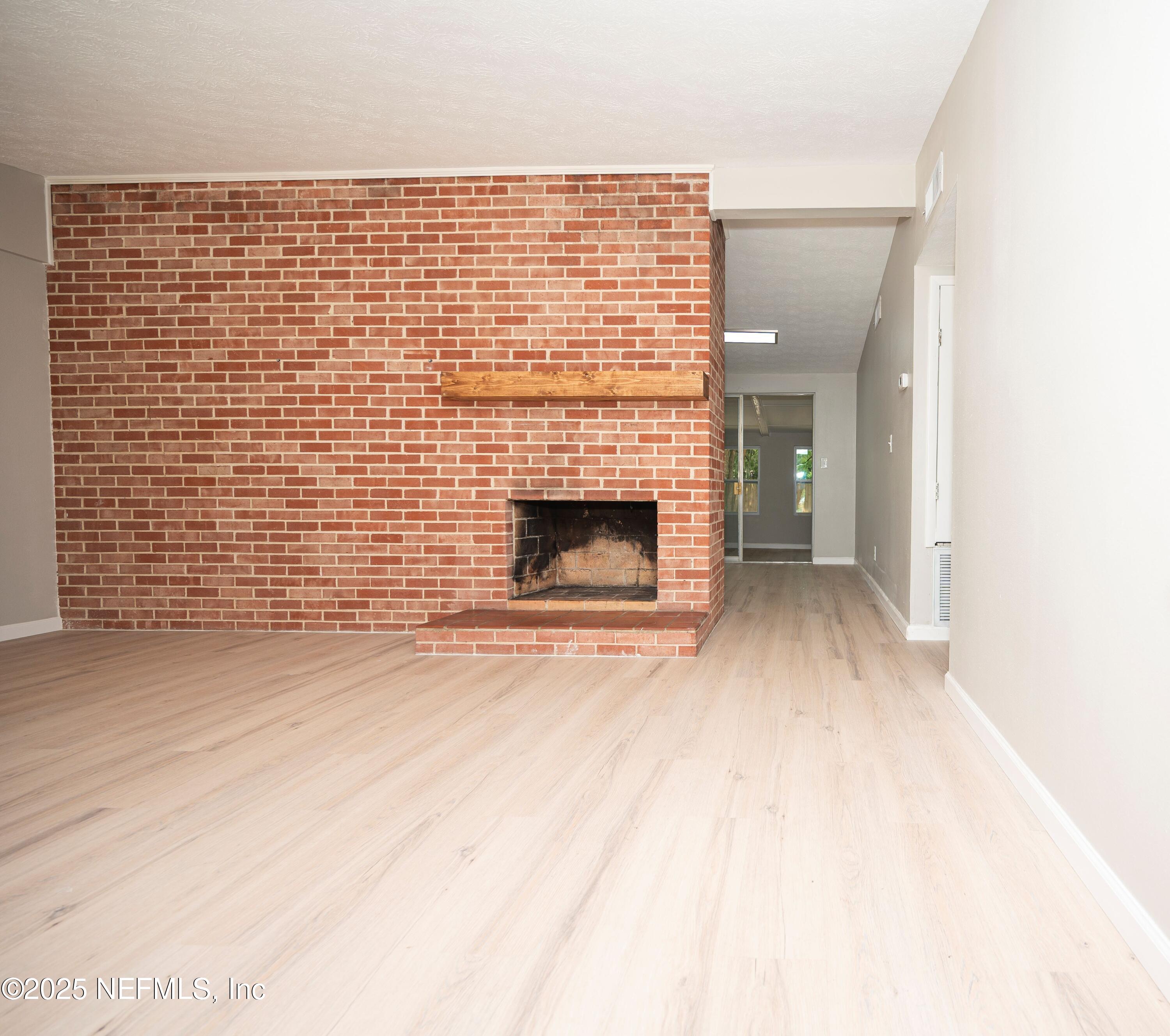 313 SUZANNE Drive