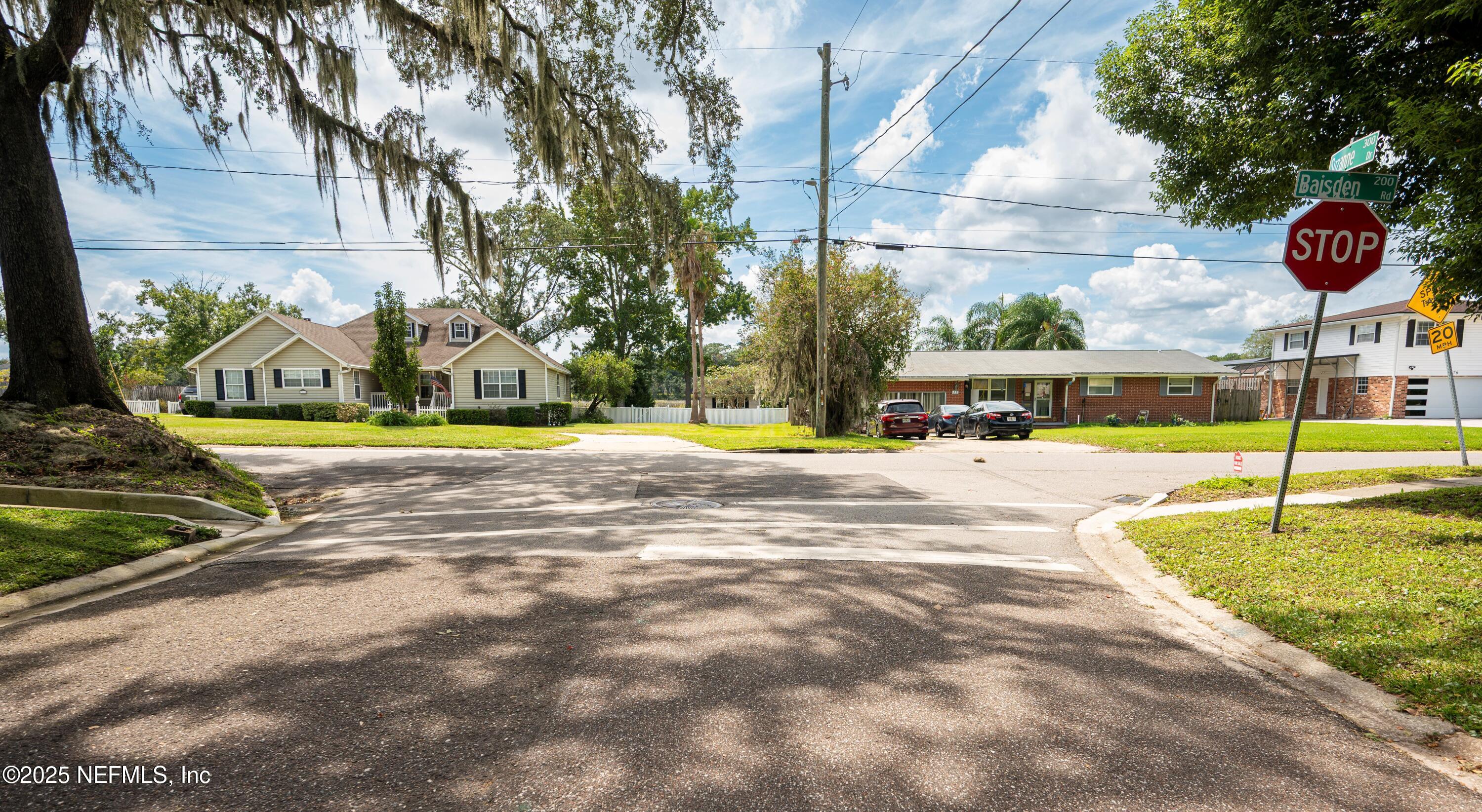 313 SUZANNE Drive