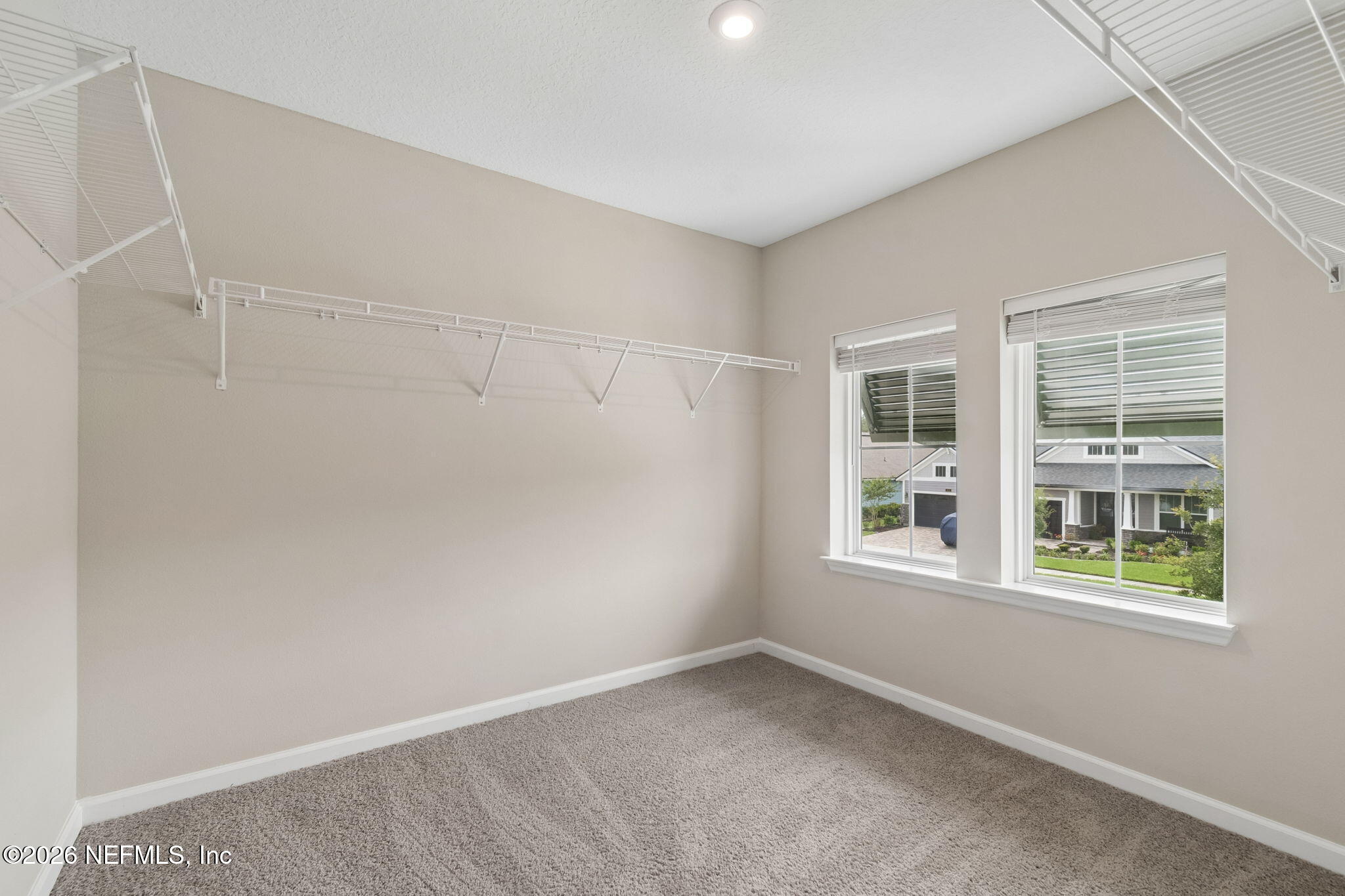 1009 OAKLAND HILLS Avenue