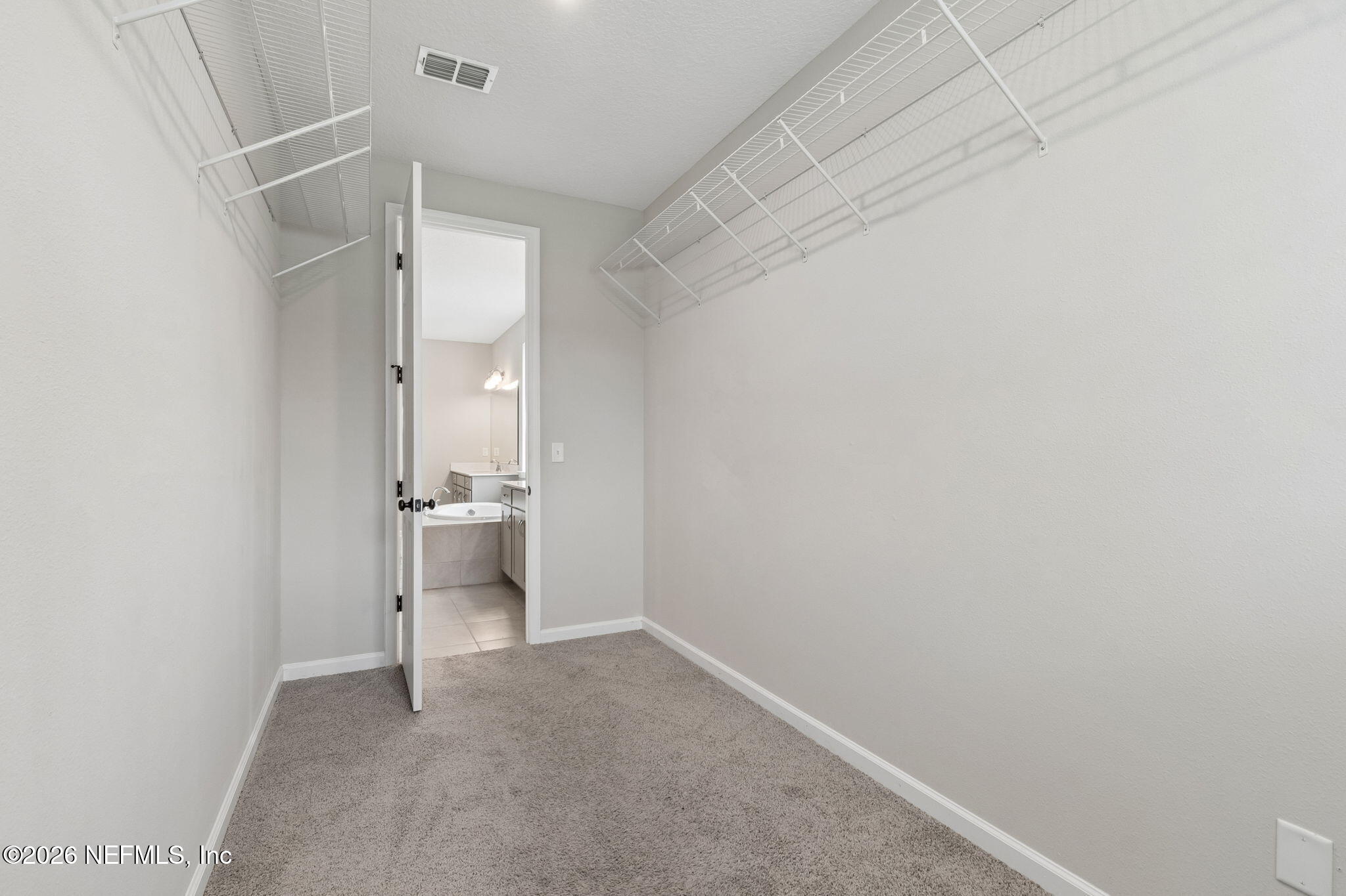 1009 OAKLAND HILLS Avenue