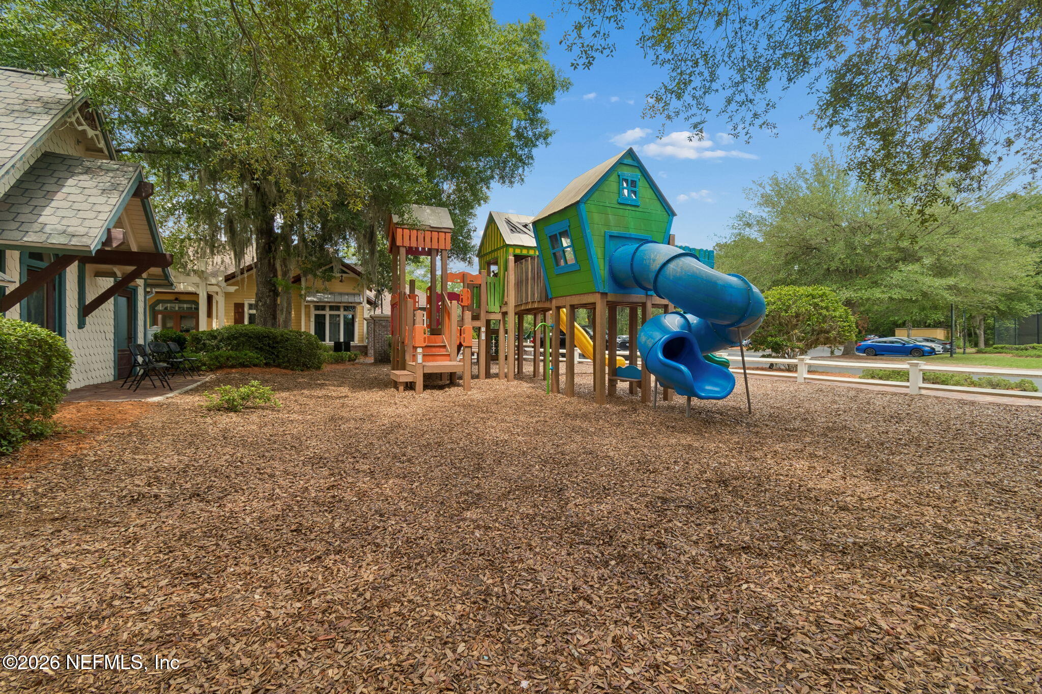1009 OAKLAND HILLS Avenue