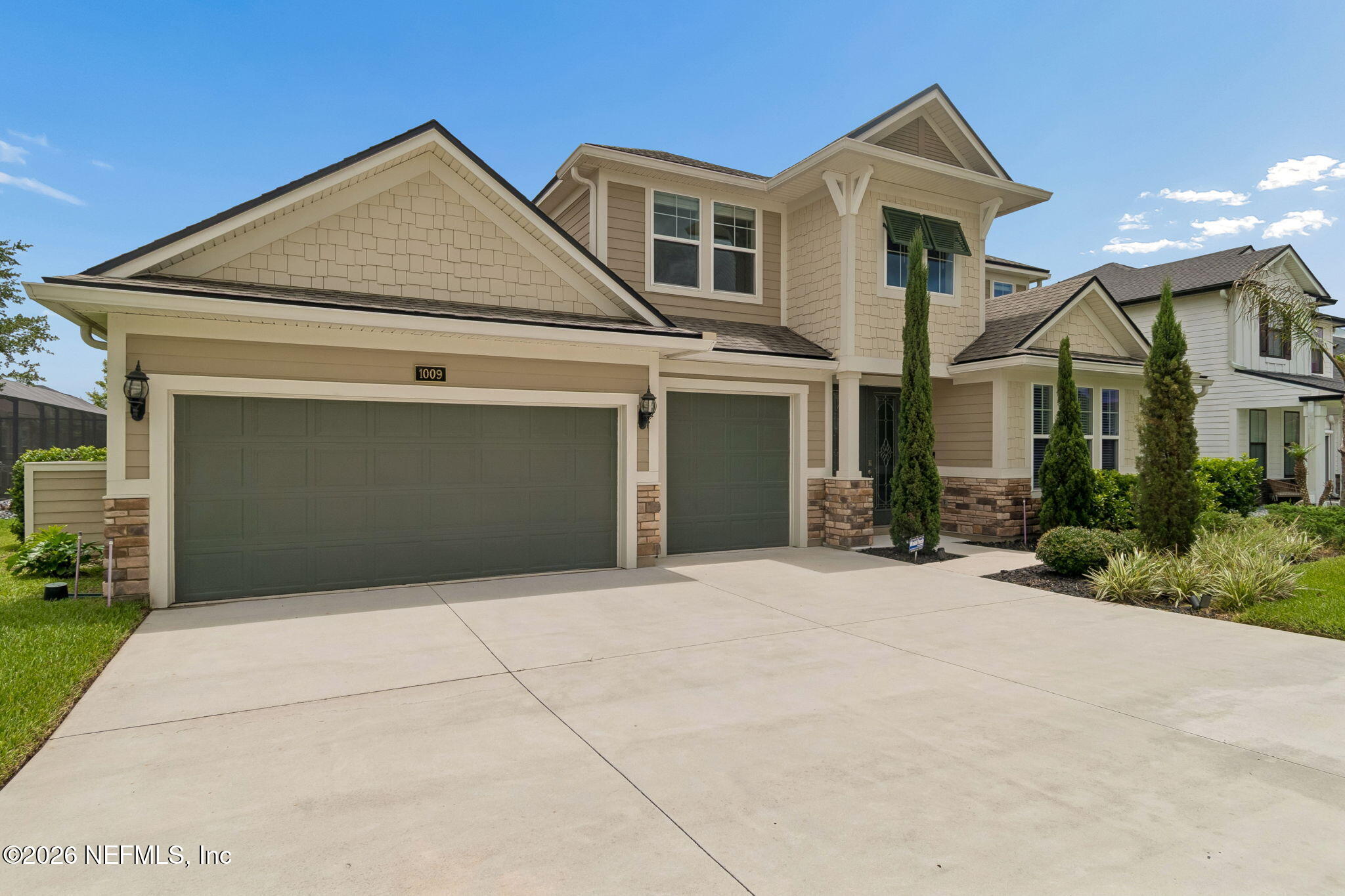 1009 OAKLAND HILLS Avenue