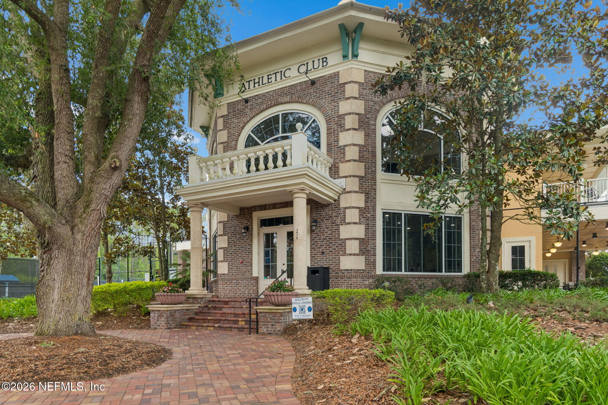 1009 OAKLAND HILLS Avenue