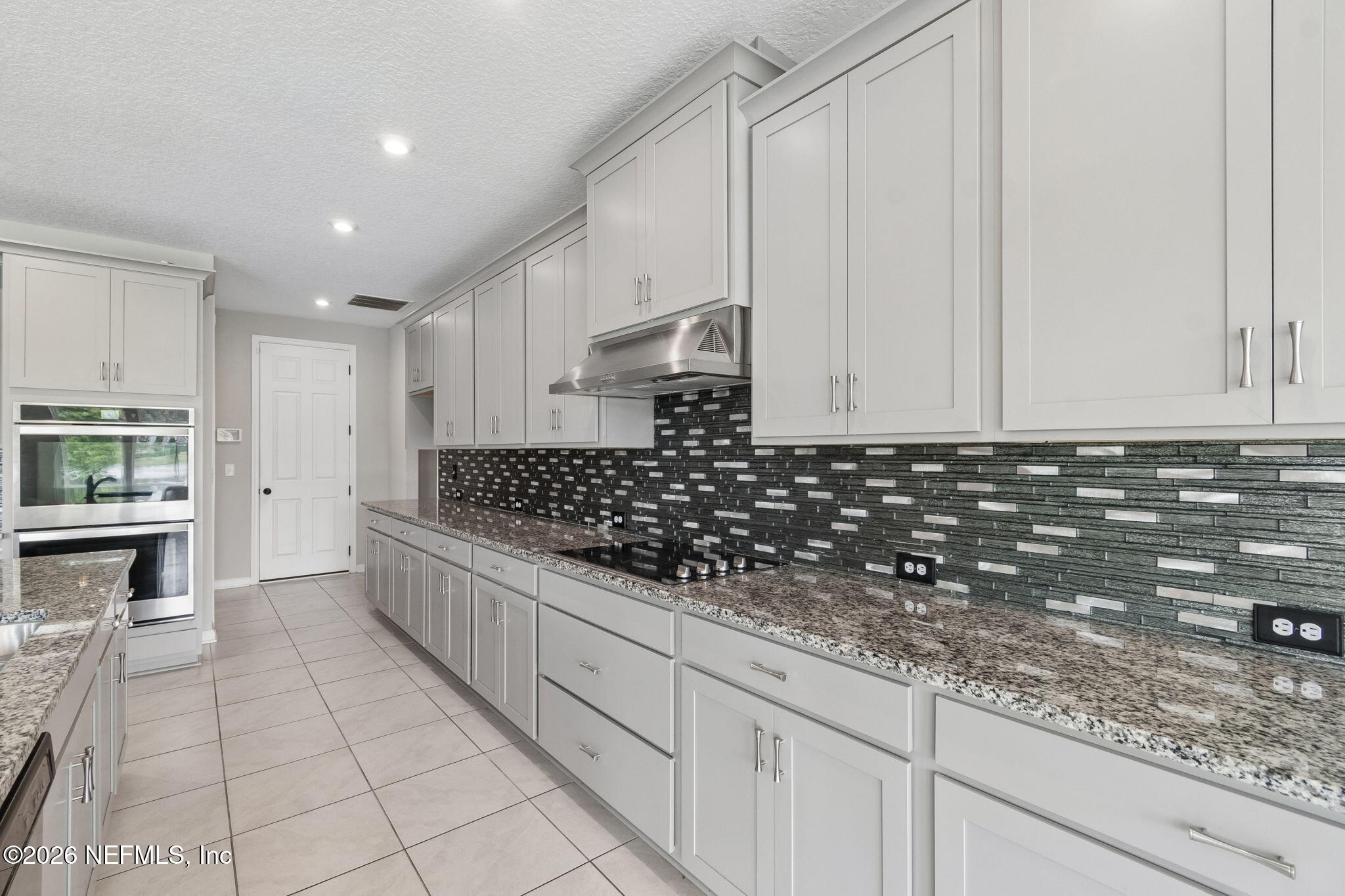 1009 OAKLAND HILLS Avenue
