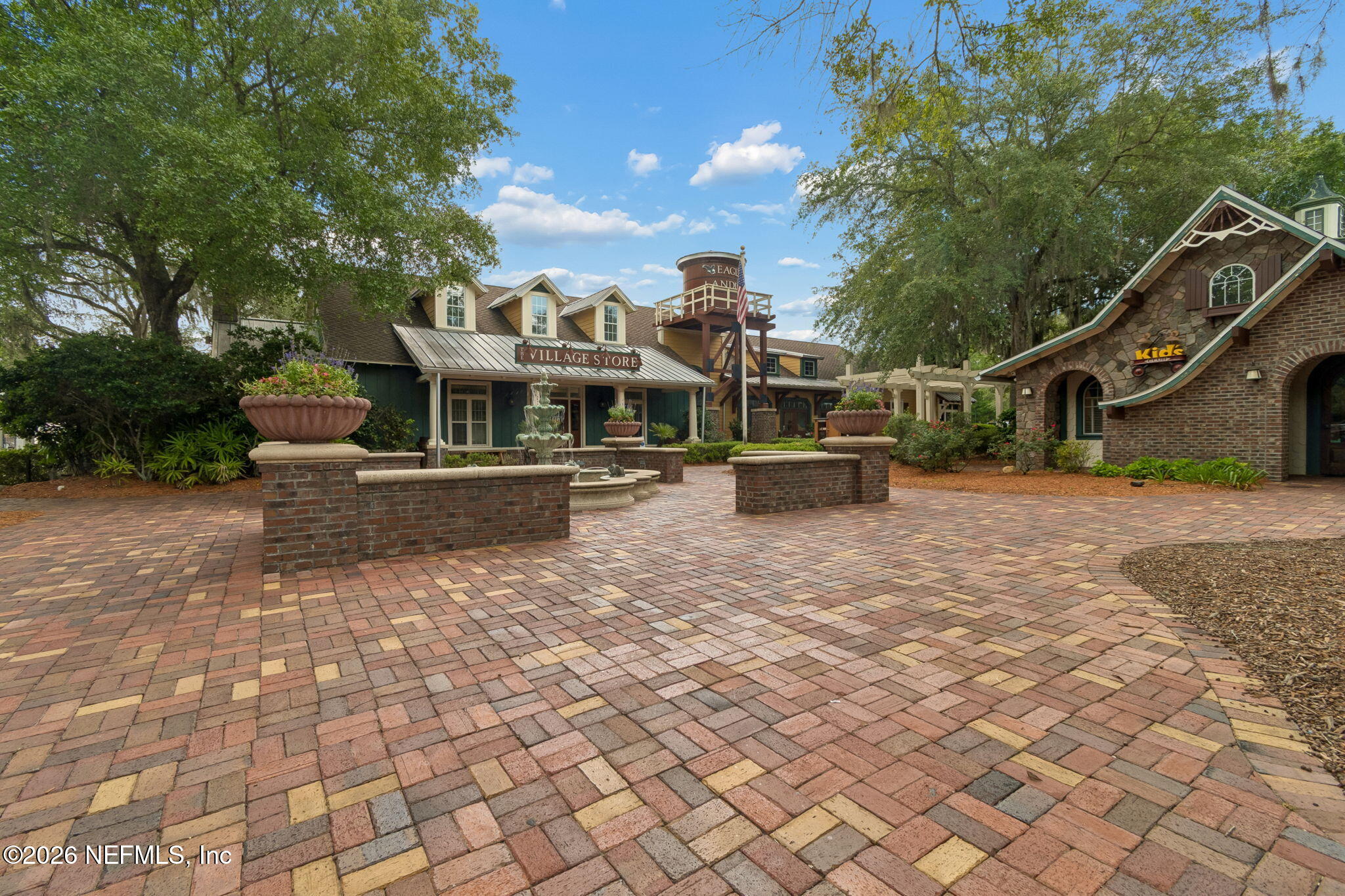 1009 OAKLAND HILLS Avenue