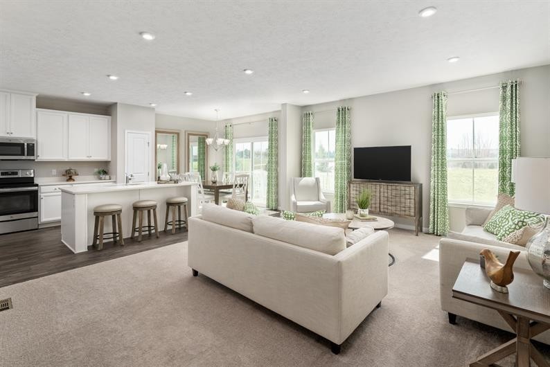 1352 Crescent Ridge Drive