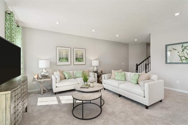 1352 Crescent Ridge Drive