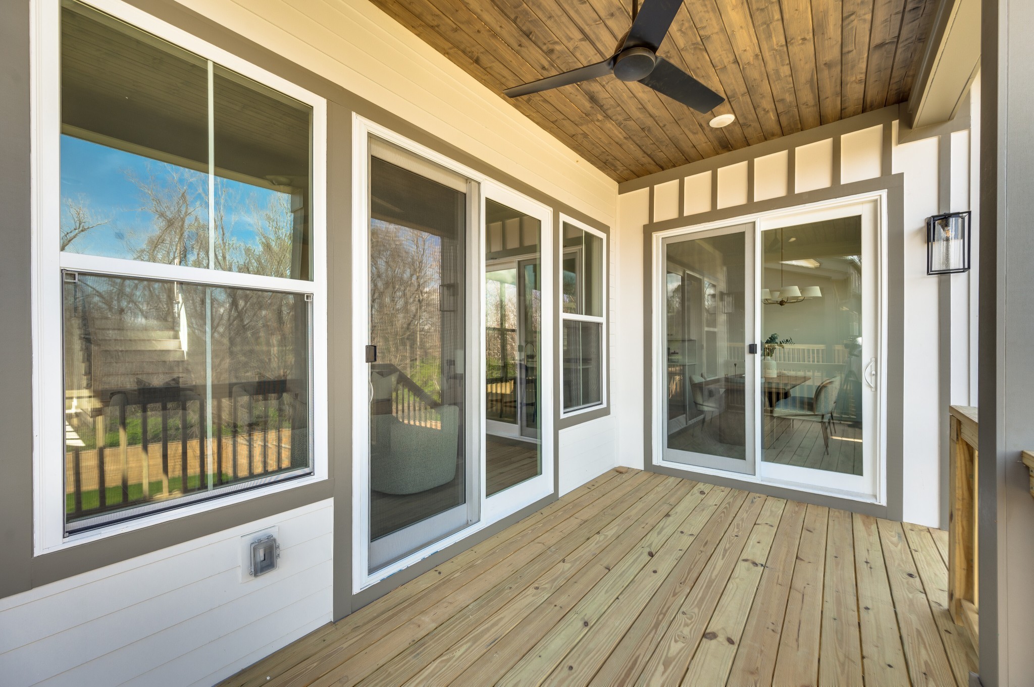 552 Whispering Hills Dr