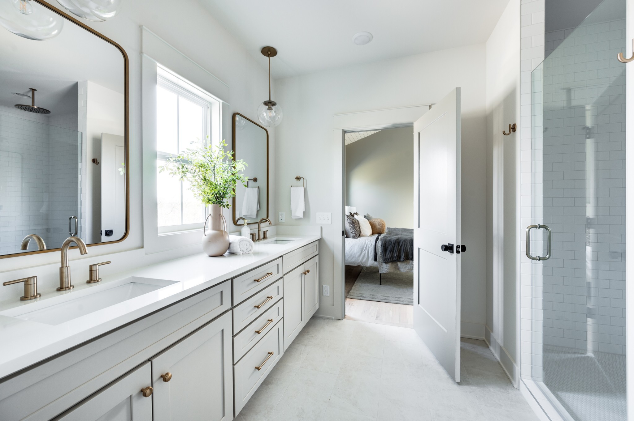 552 Whispering Hills Dr