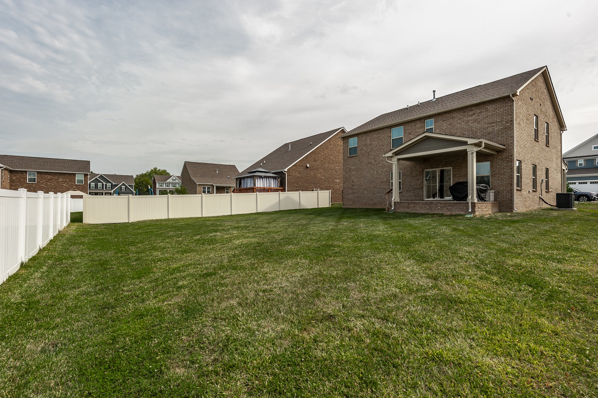 412 Rosy Dale Dr