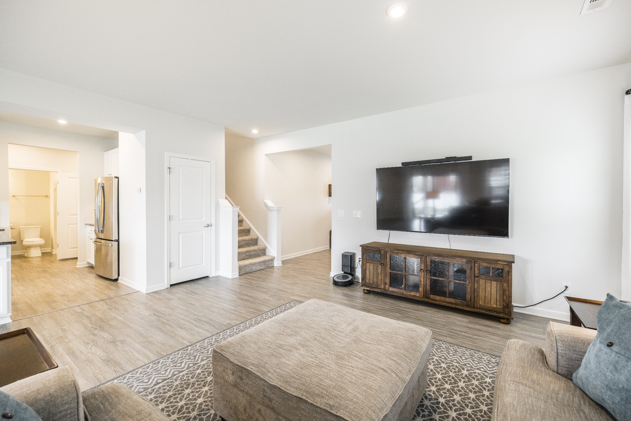 412 Rosy Dale Dr