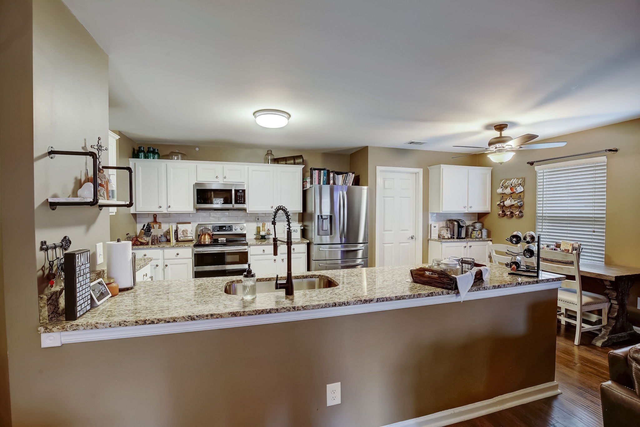 1004 Patmore Ln