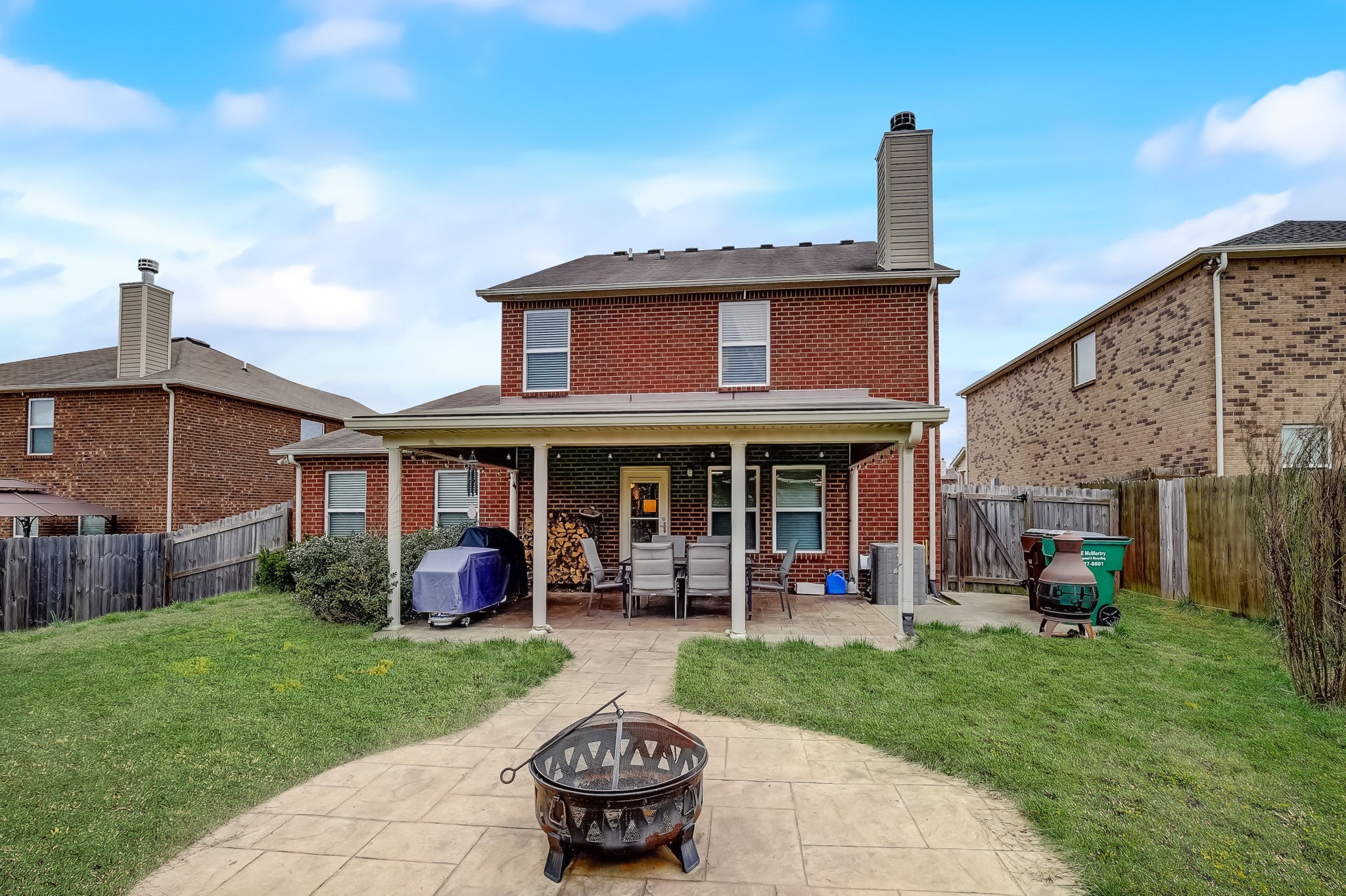 1004 Patmore Ln