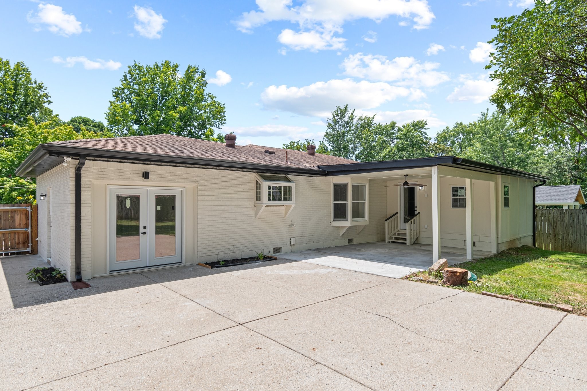 314 Garrett Dr
