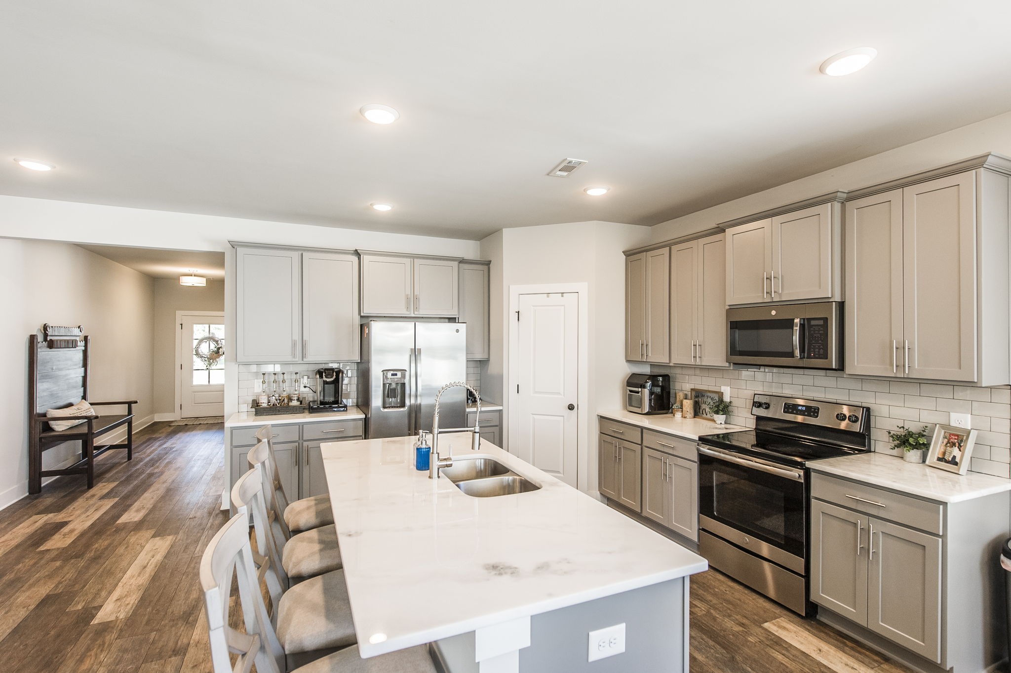 253 Griffin Ln