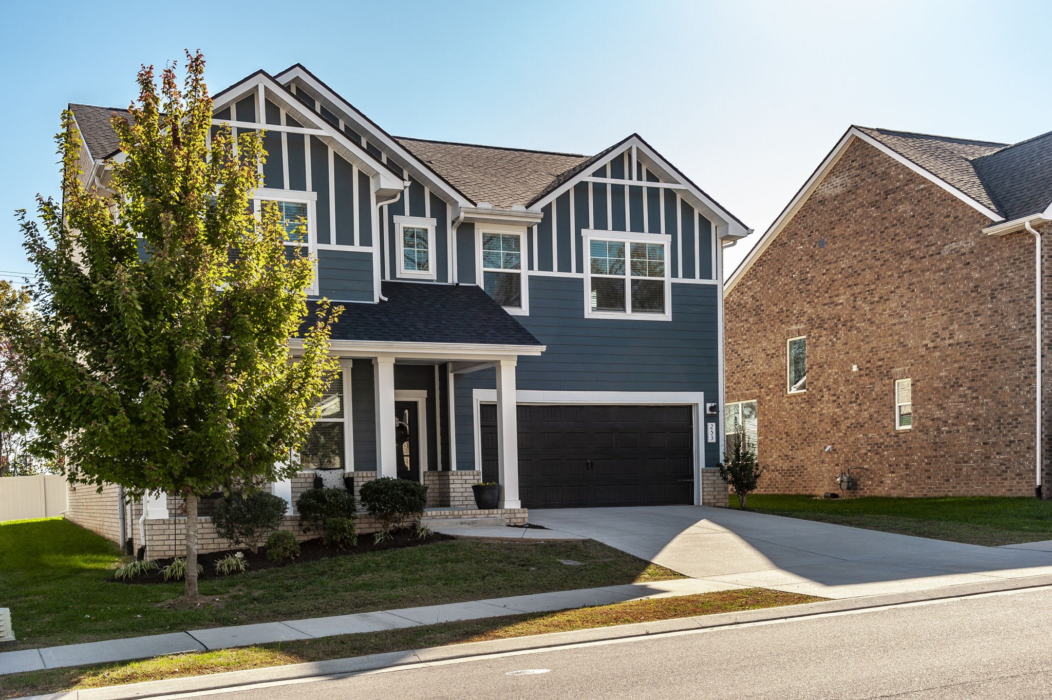 253 Griffin Ln