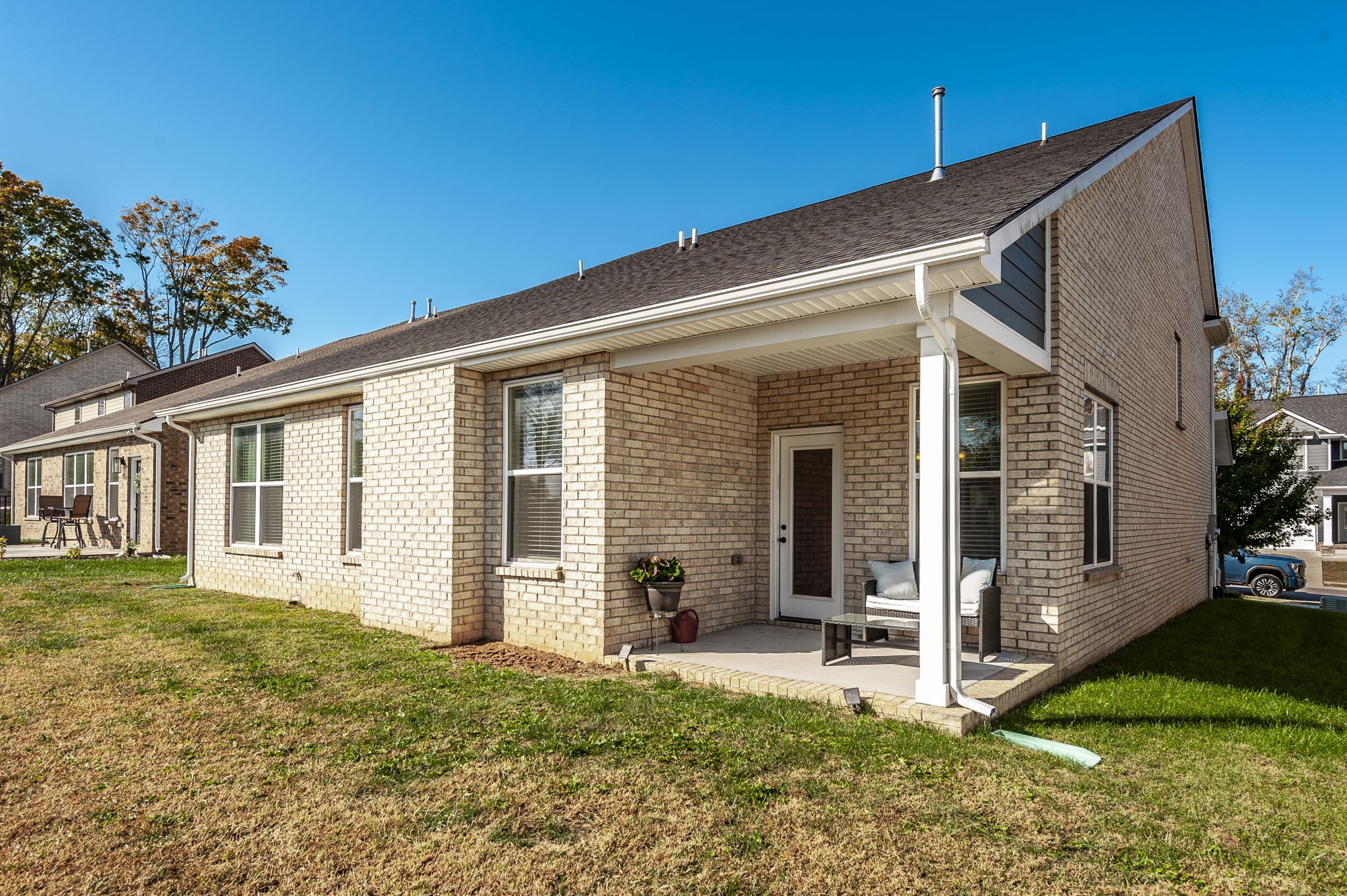 253 Griffin Ln