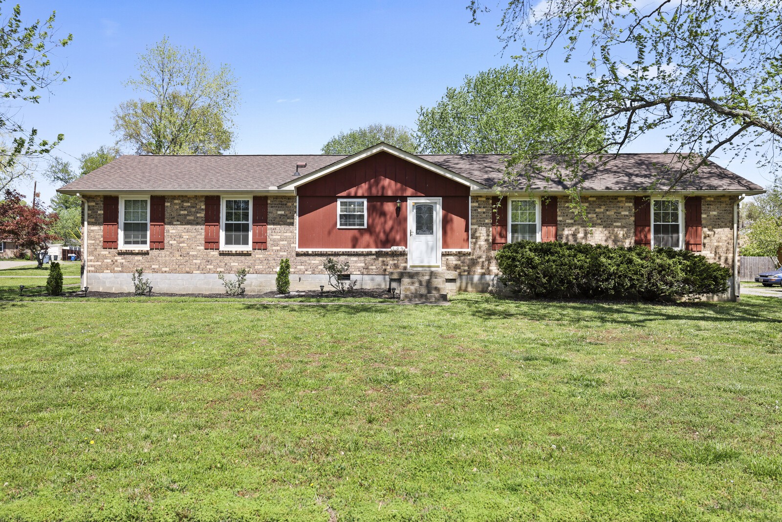 100 Scotch Ct