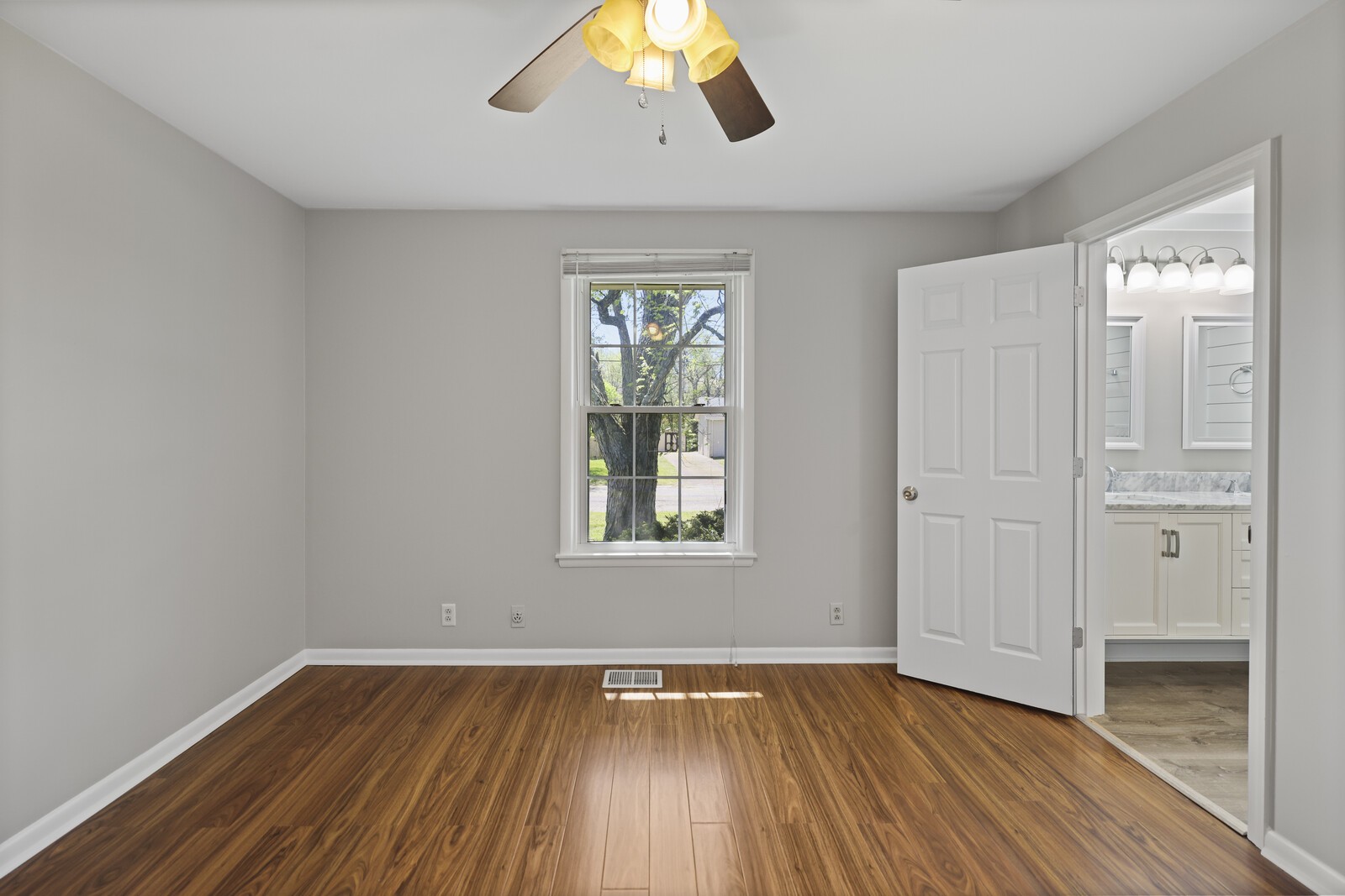 100 Scotch Ct