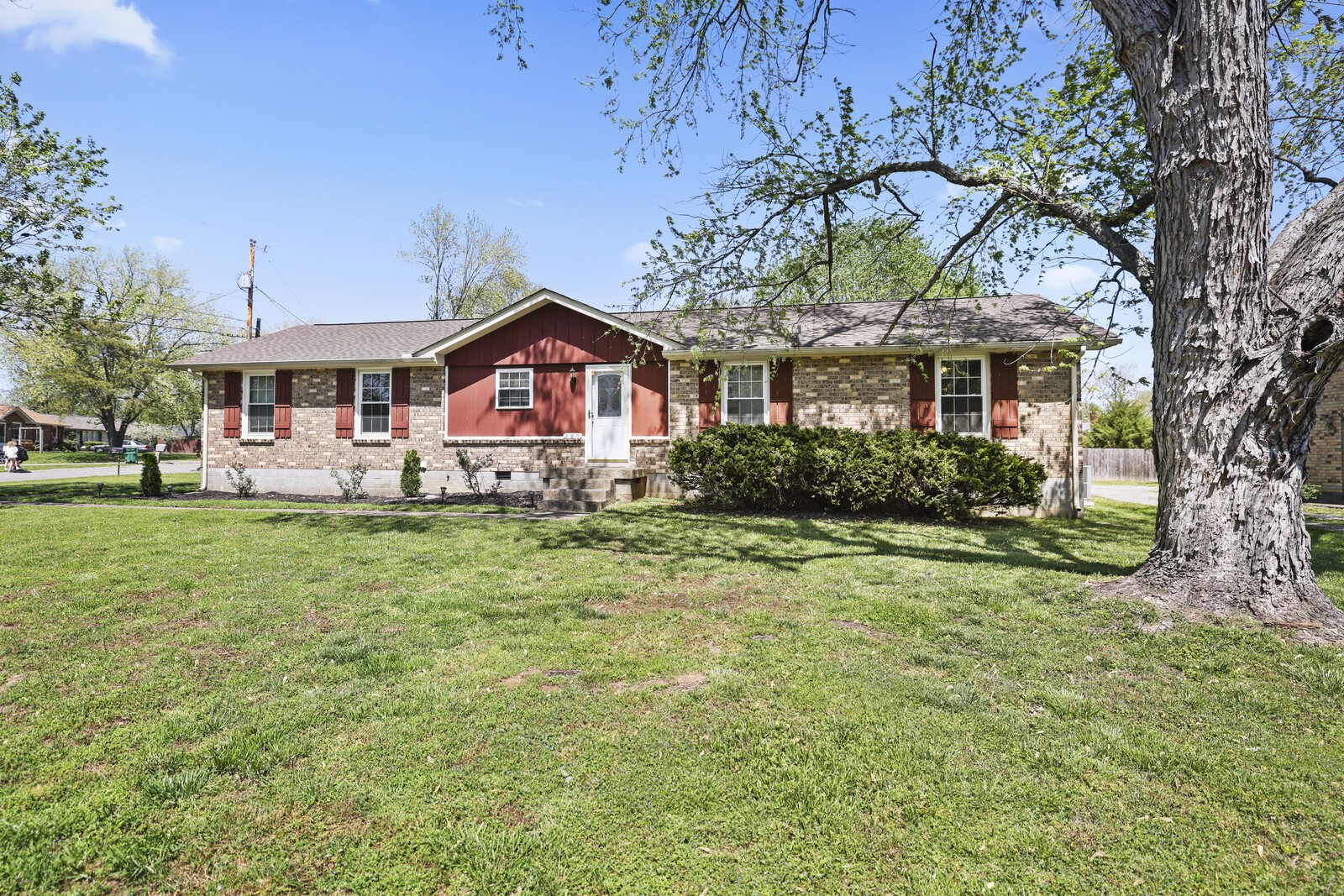 100 Scotch Ct