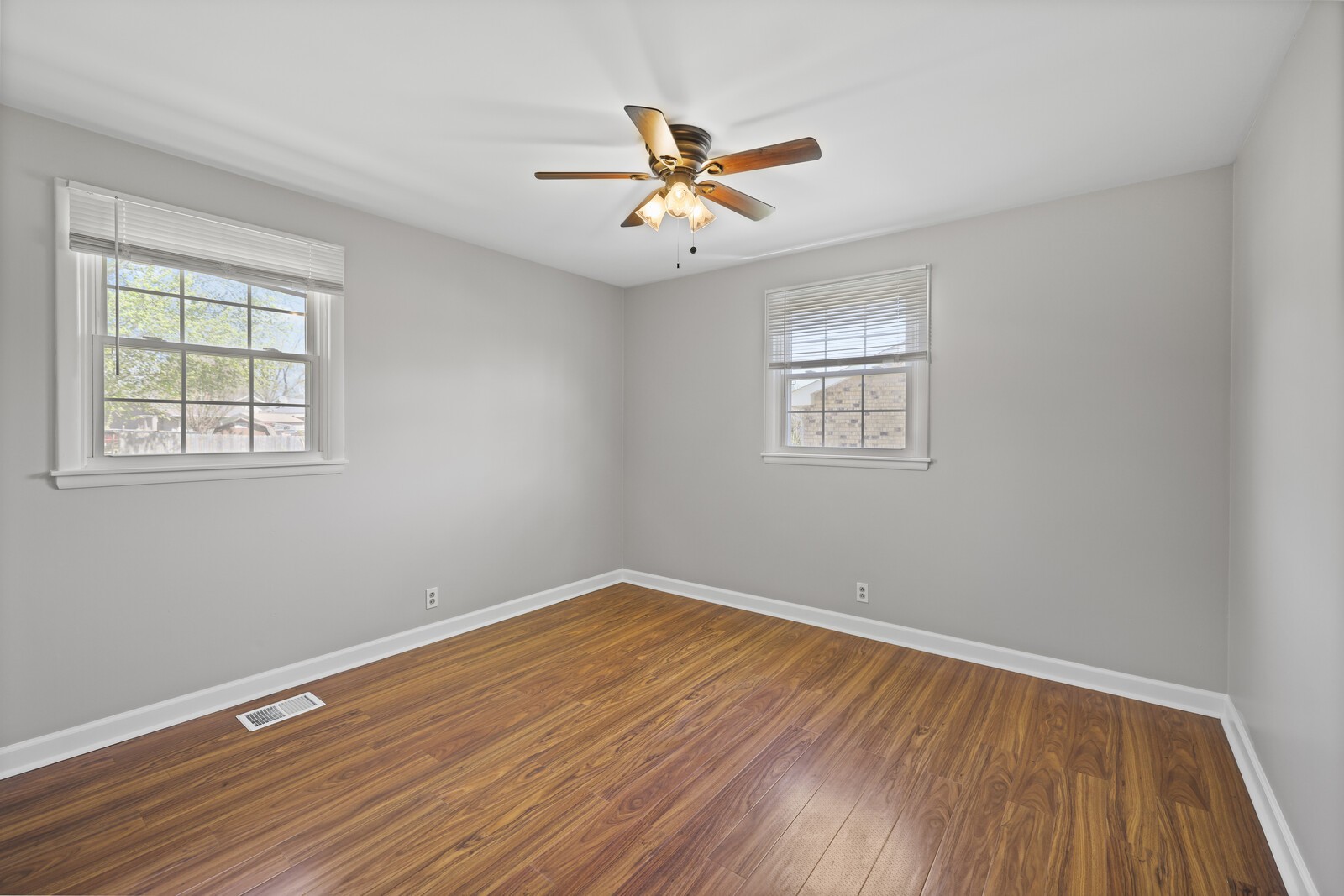 100 Scotch Ct