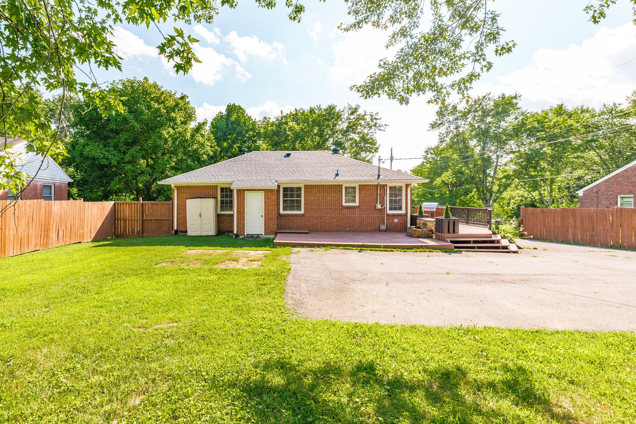 609 Draughon Dr