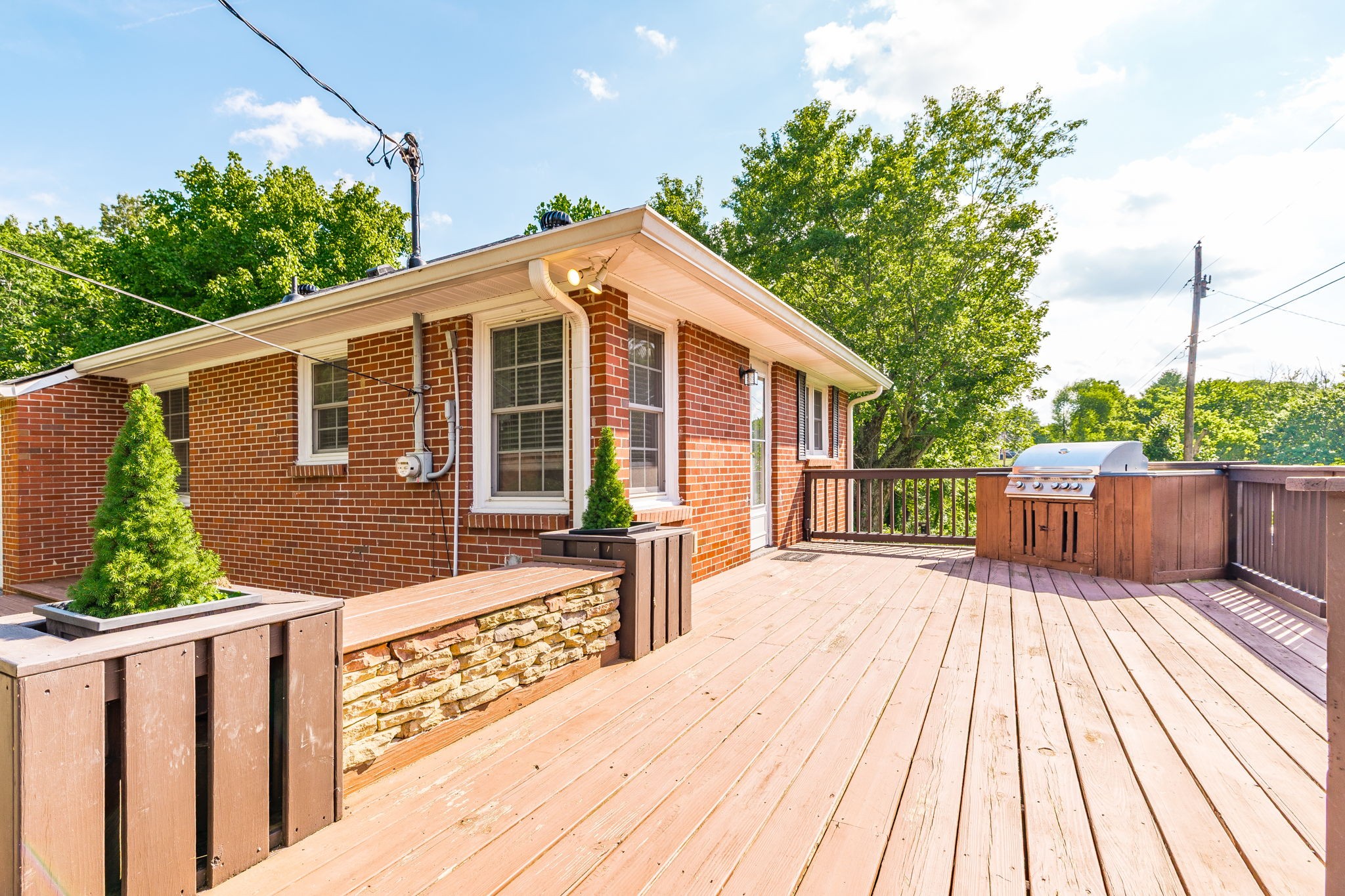 609 Draughon Dr