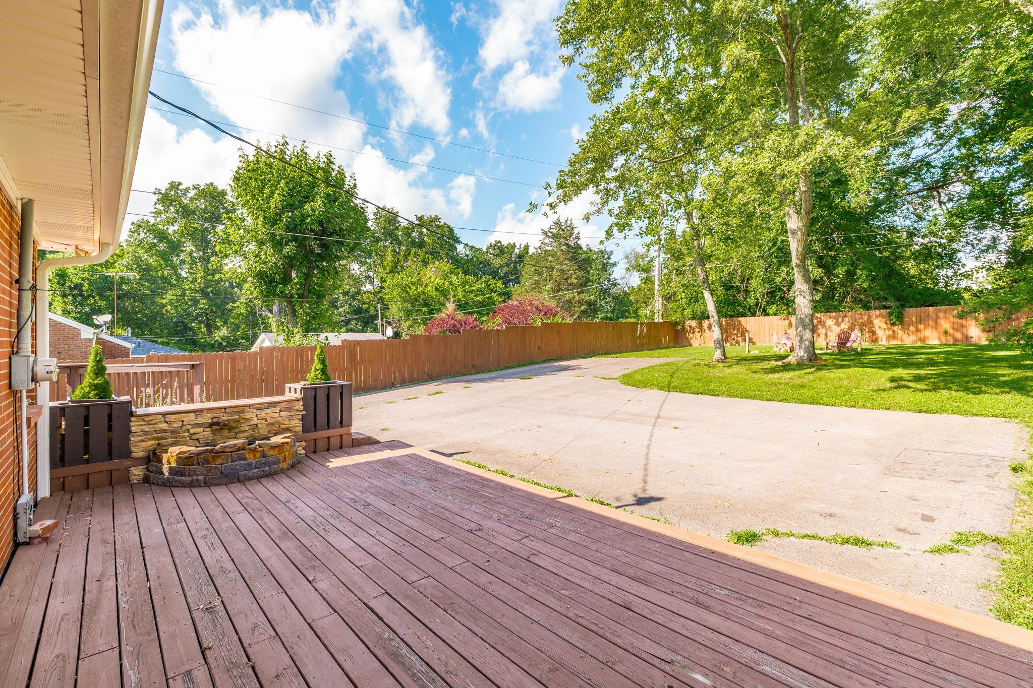 609 Draughon Dr