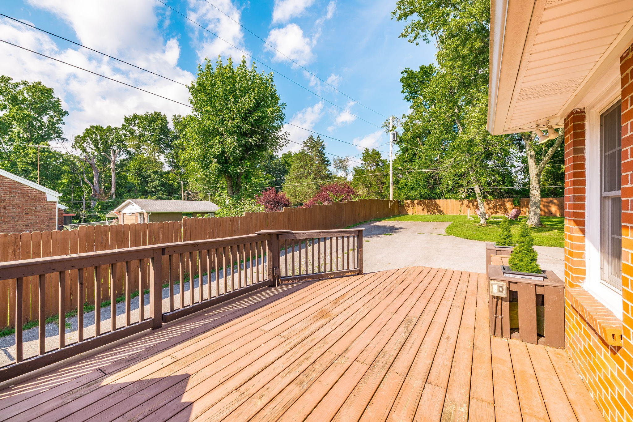609 Draughon Dr
