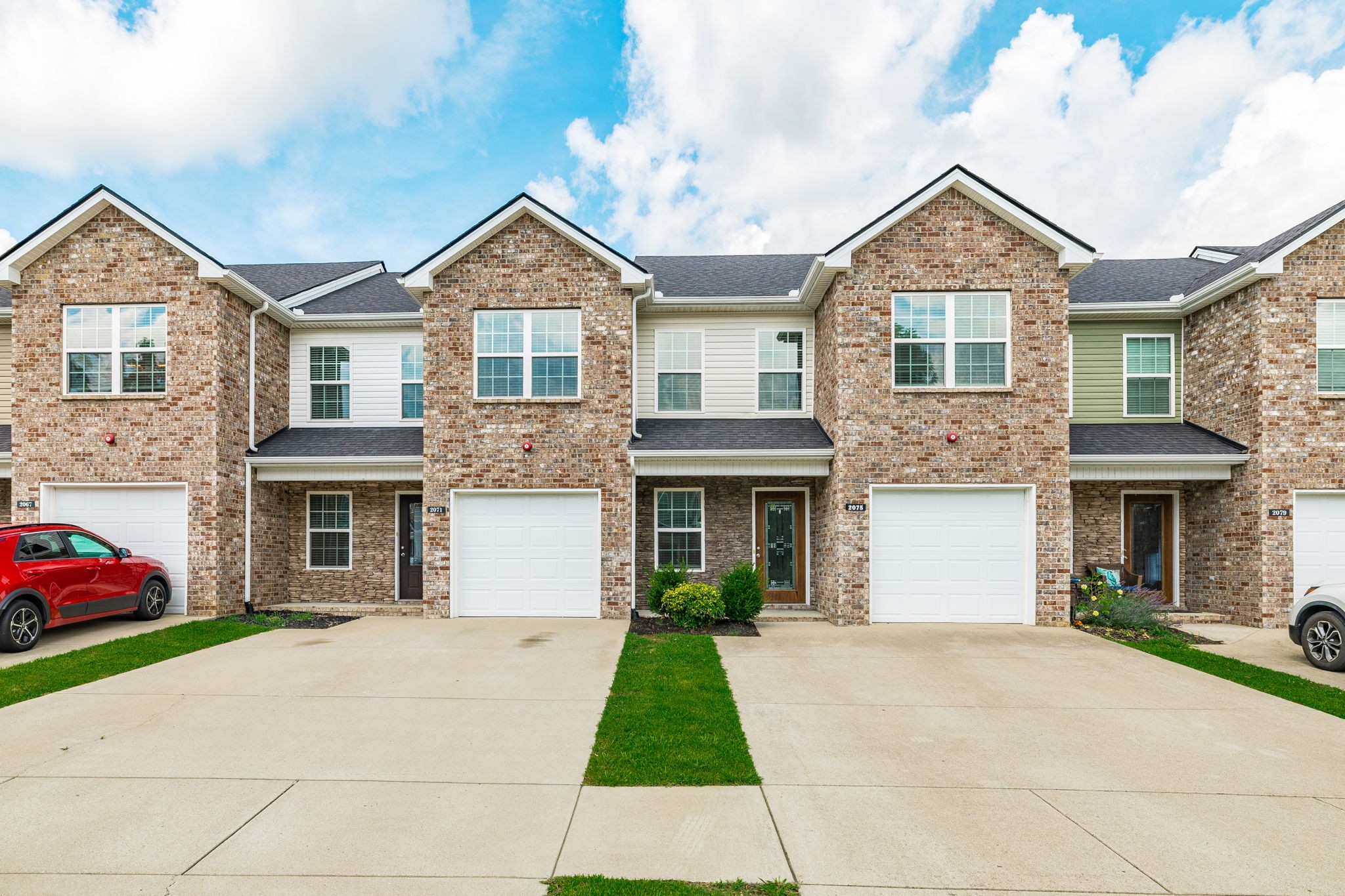 2075 Downstream Dr