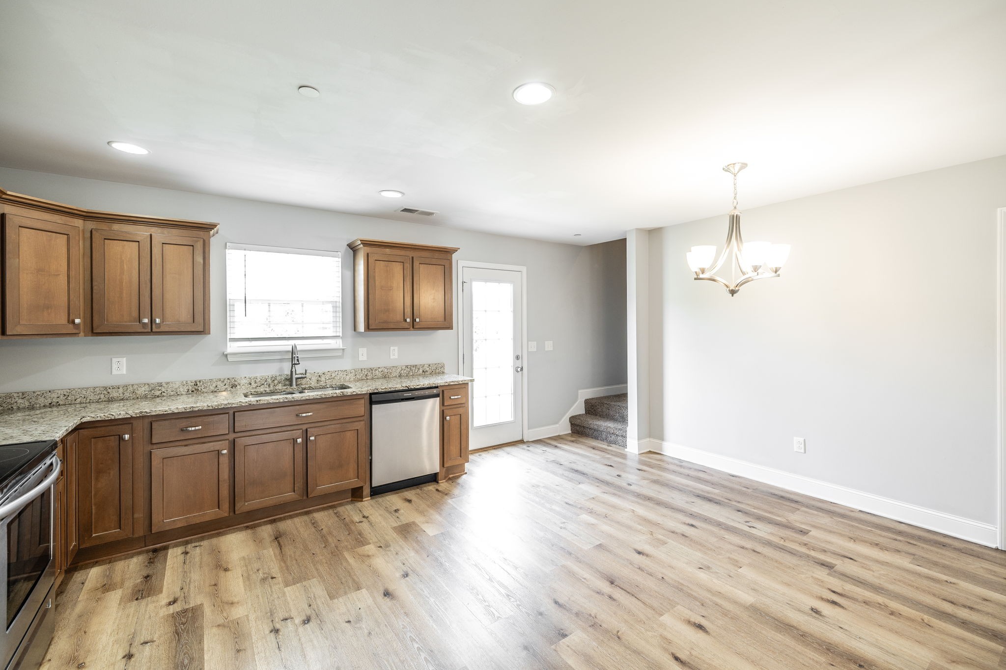 2075 Downstream Dr