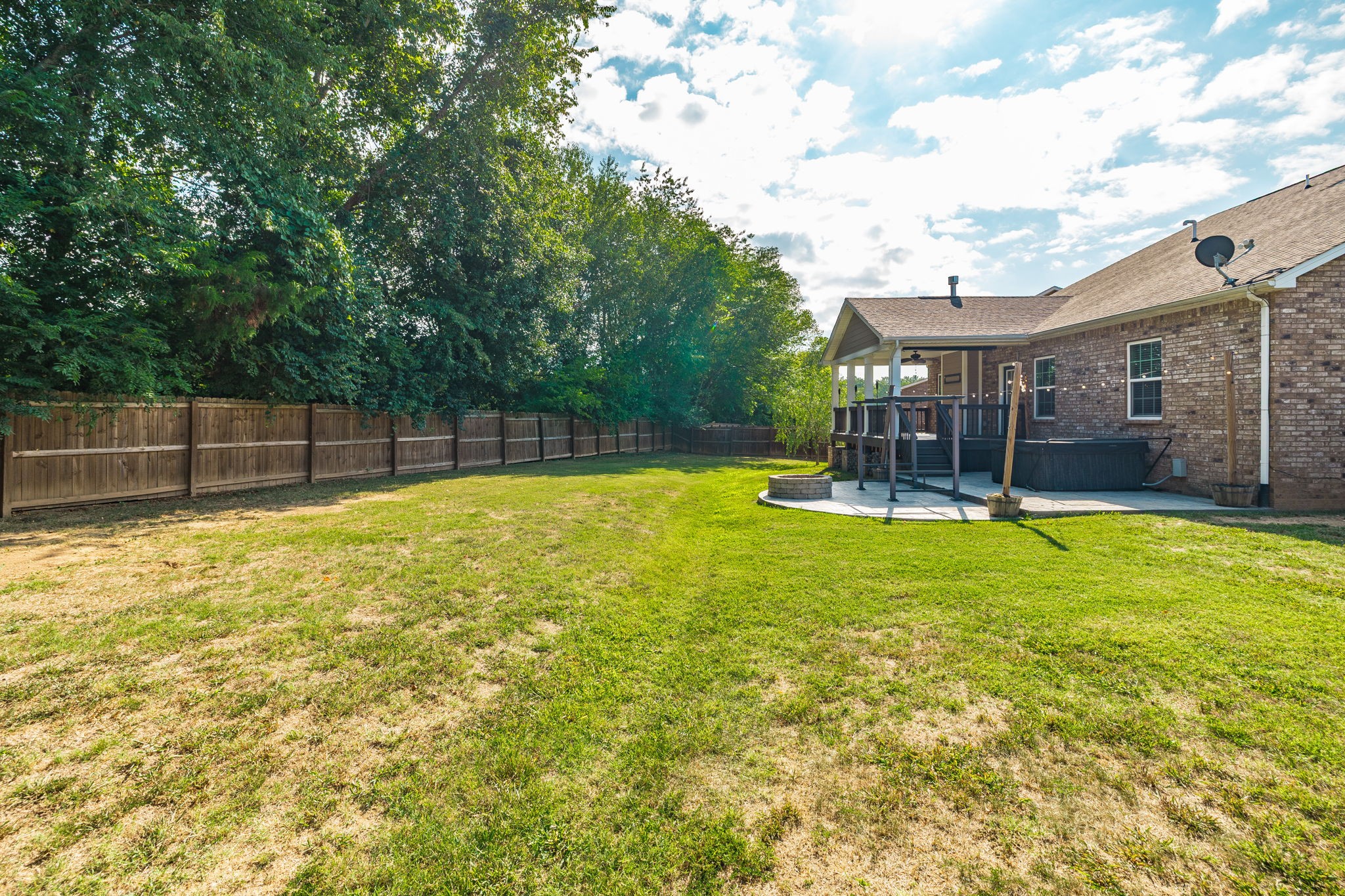 451 Goodman Dr