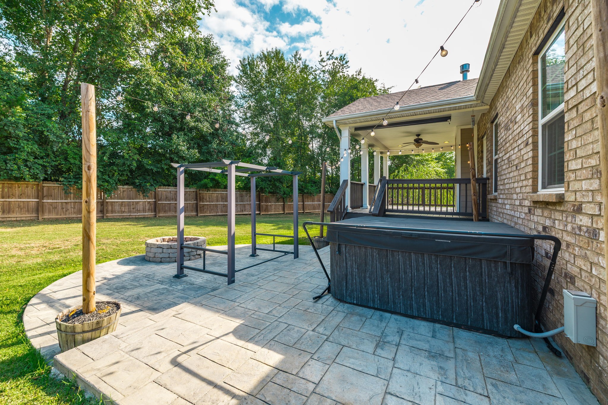 451 Goodman Dr