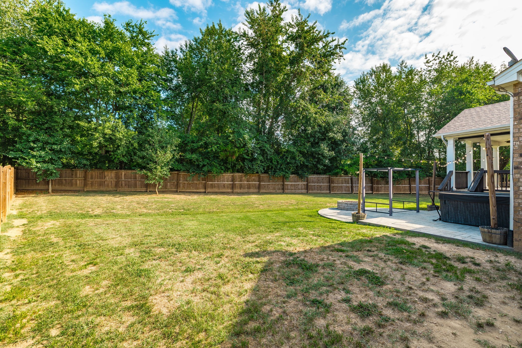 451 Goodman Dr