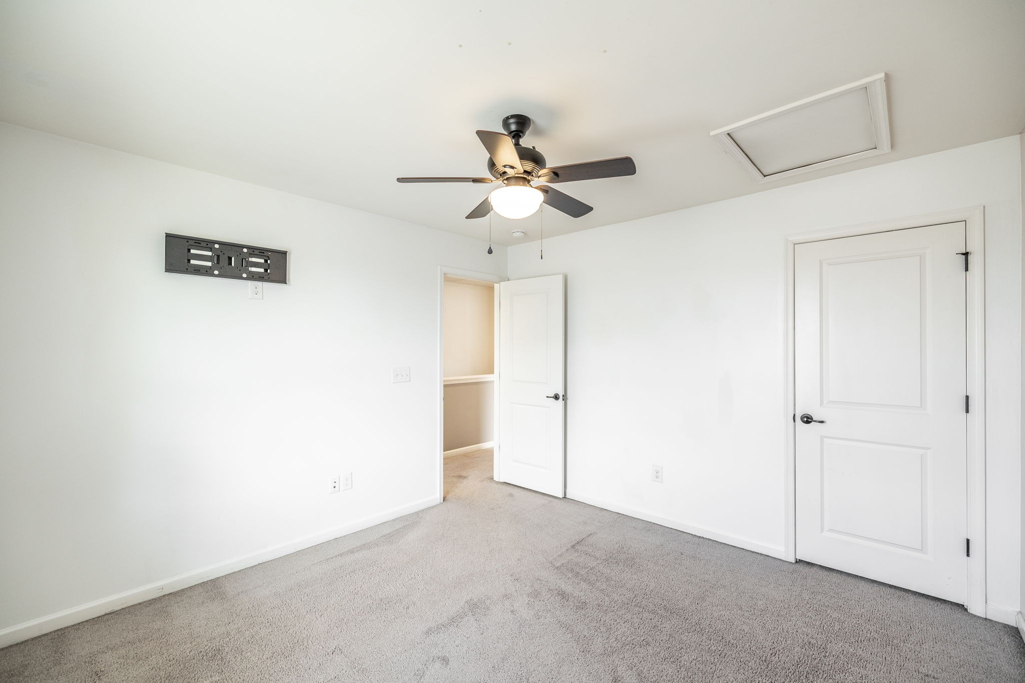 451 Goodman Dr