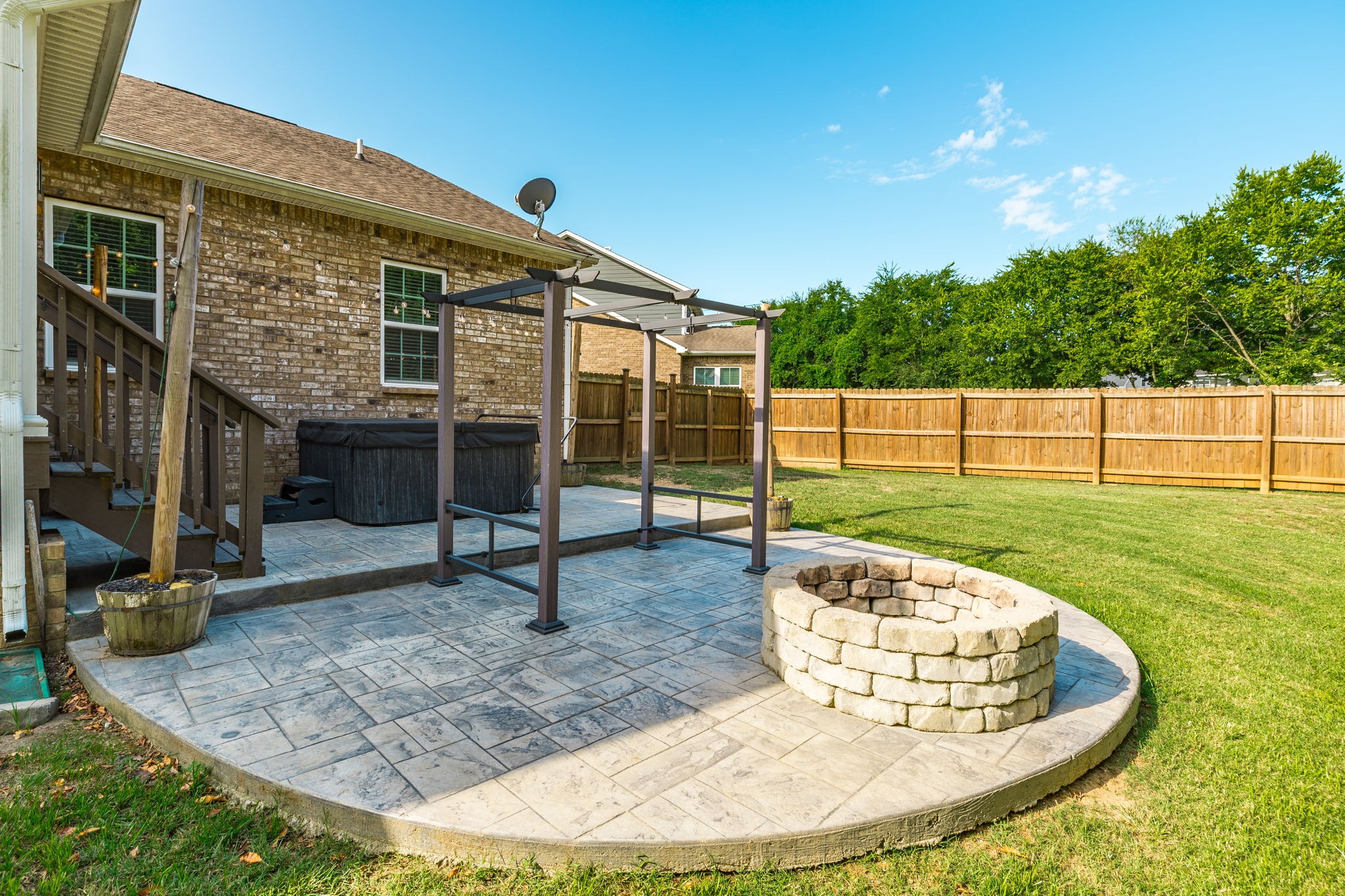 451 Goodman Dr