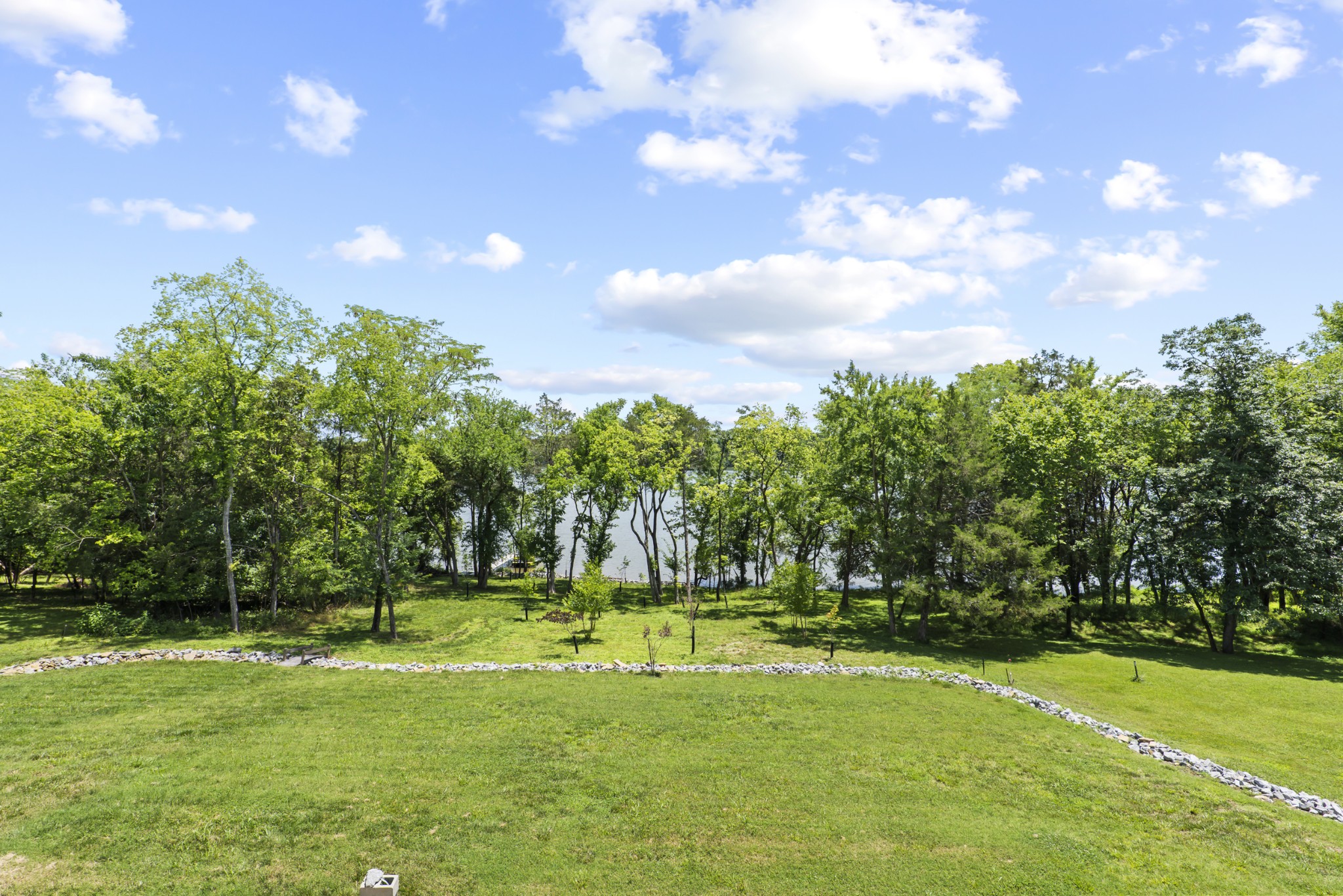 883 Newton Ln