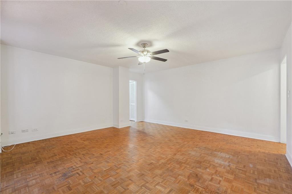 300 Peachtree Street NE Unit 5A