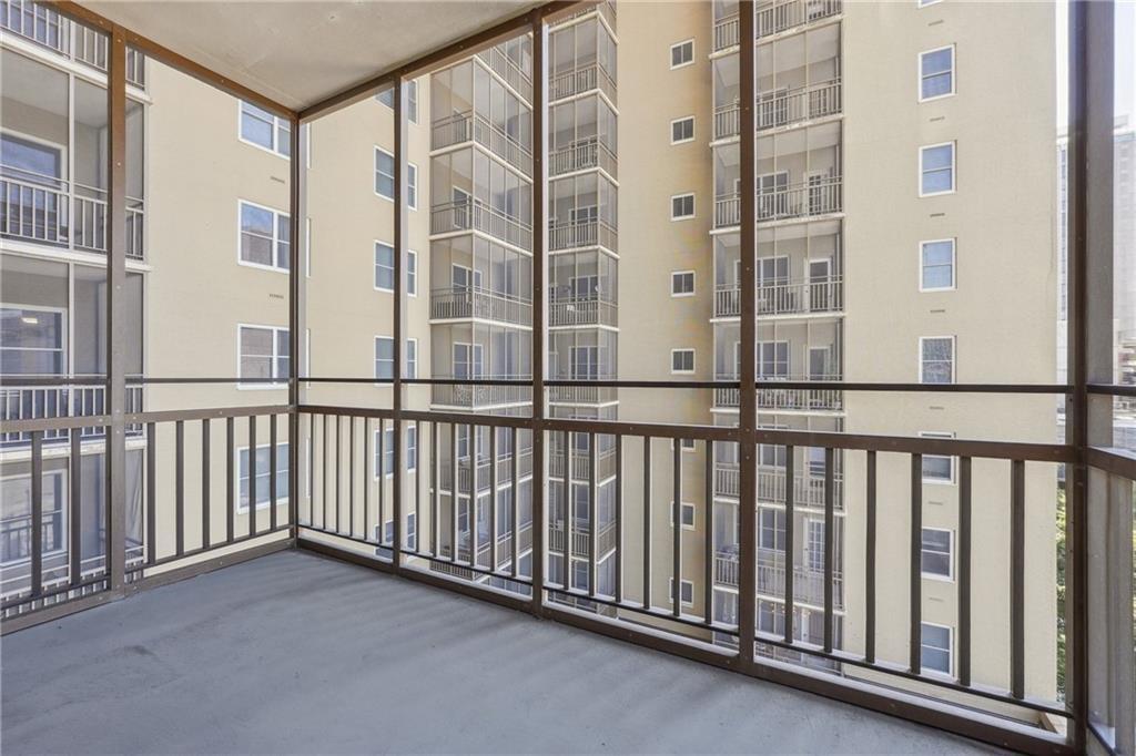 300 Peachtree Street NE Unit 5A