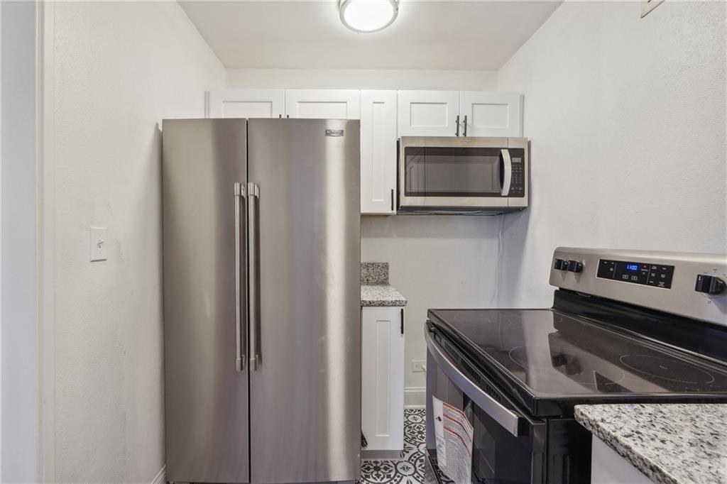 300 Peachtree Street NE Unit 5A