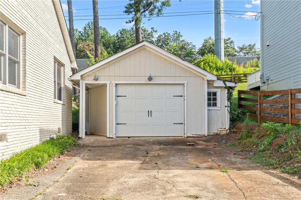 2107 Old Dallas Road SW