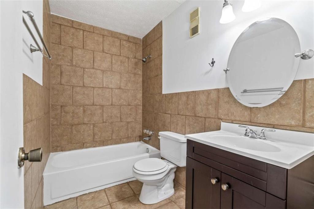 1301 Cumberland Court