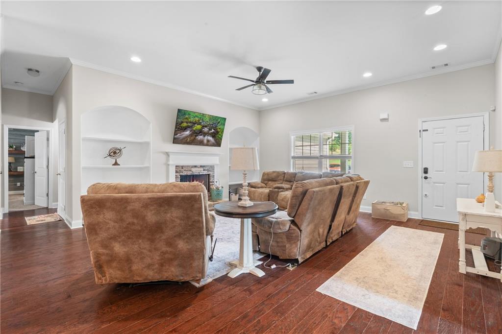 264 Holland Grove Drive
