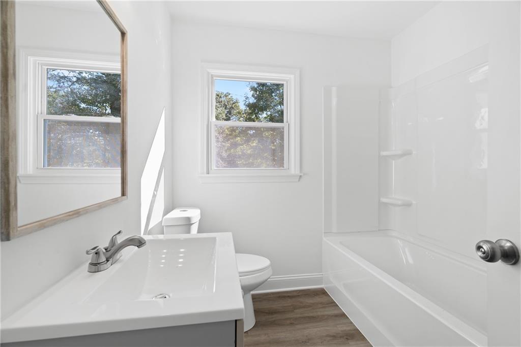 6320 Sweetbriar Drive SW