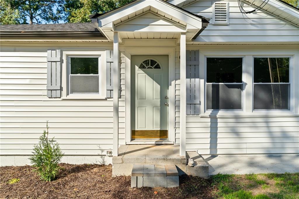 6320 Sweetbriar Drive SW