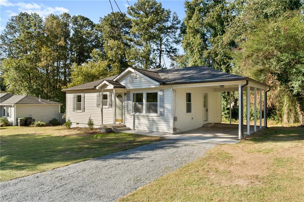 6320 Sweetbriar Drive SW