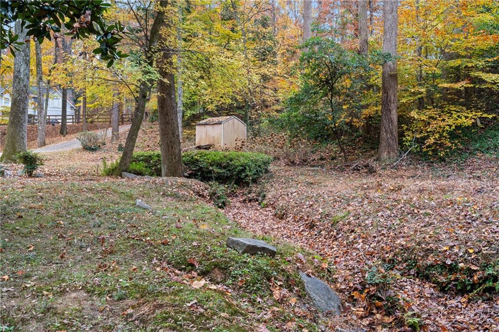 2608 Laurelwood Road