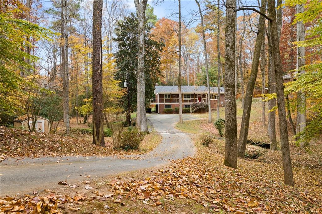 2608 Laurelwood Road