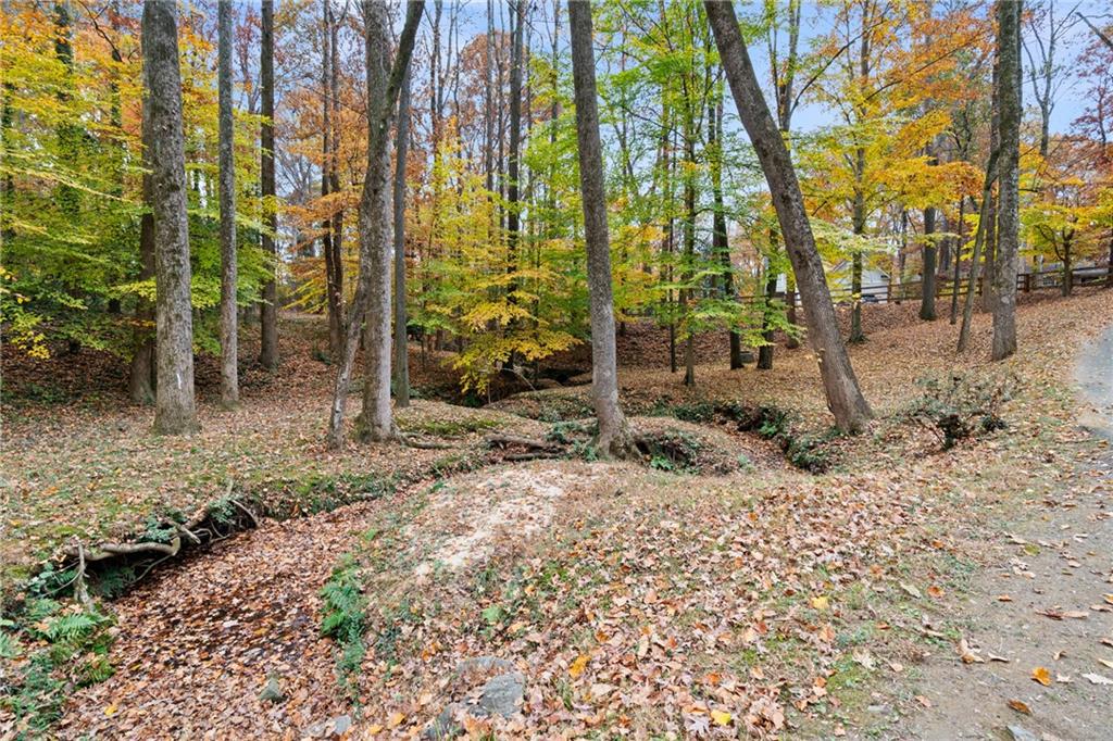 2608 Laurelwood Road